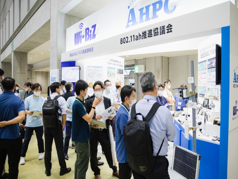 モーダルウィンドウで表示します。